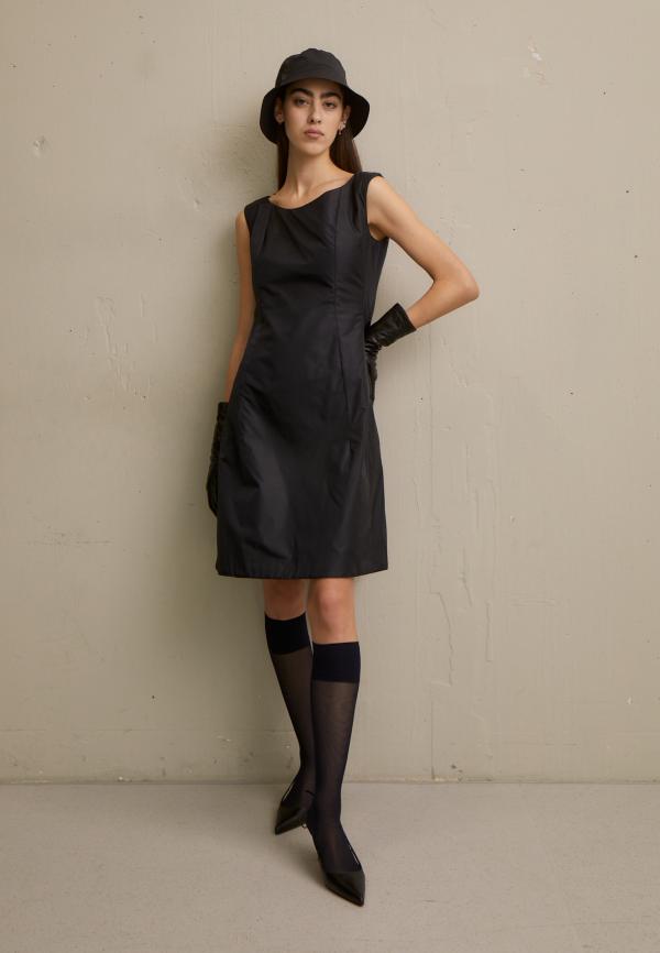 Ara Decker - Zalando - artistspool.com