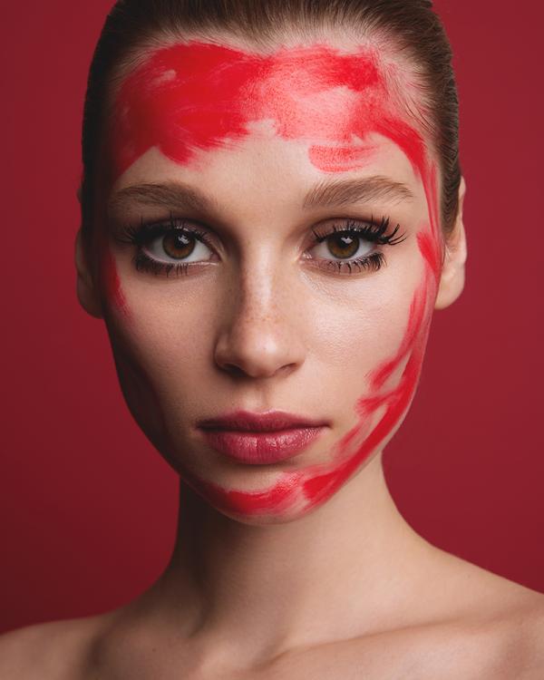 Josephine Winter - Red Patent 01 - artistspool.com