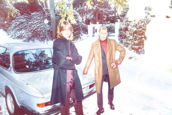 Josephine Winter - BMW - artistspool.com