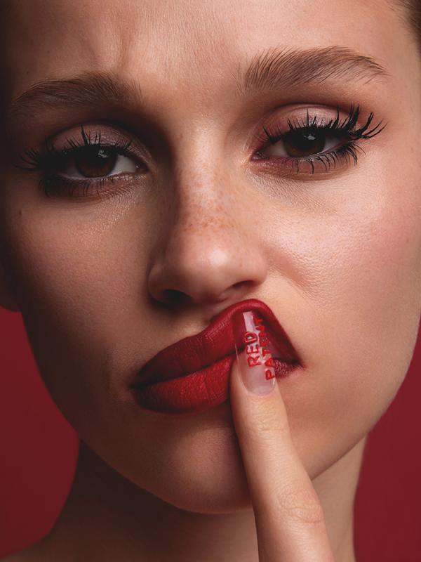 Josephine Winter - Red Patent 01 - artistspool.com