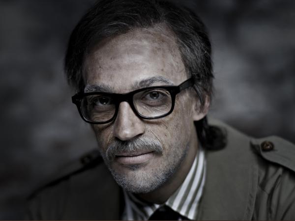 Ara Decker - Superadler - artistspool.com