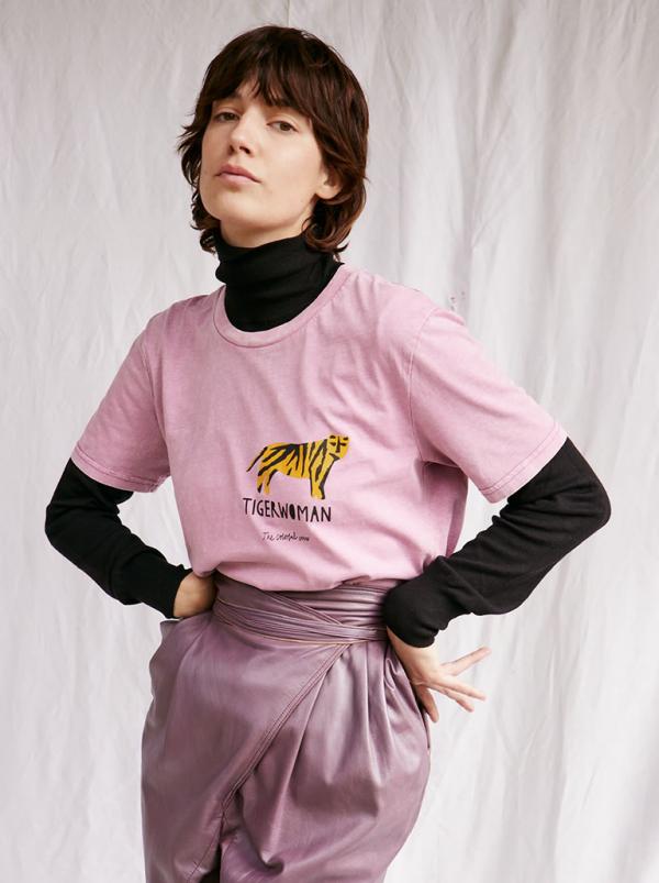 Bee Birgit Steger - The Colorful Crew Lookbook Outdoor - artistspool.com