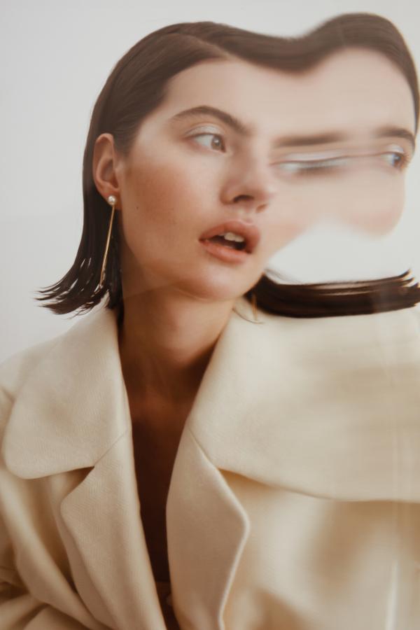 Julia Neubauer - Perspectives - artistspool.com