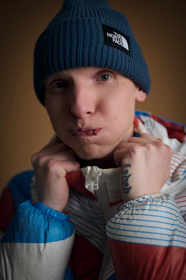 newcomer: Hanna Kohlhauer - Duzoe - artistspool.com