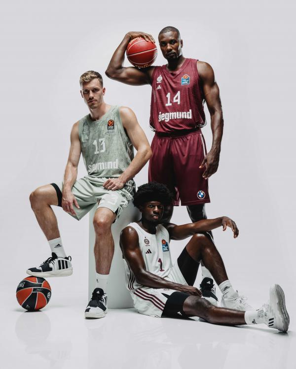 Sophia Langenecker (MUC) - FC-Bayern Basketball - artistspool.com