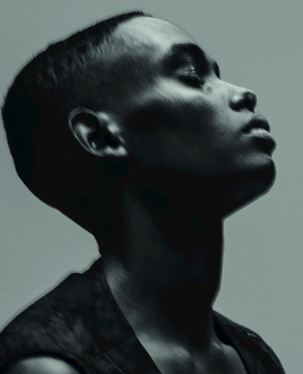 Yilmaz Aktepe - New Boys Best Fashion Magazine - artistspool.com