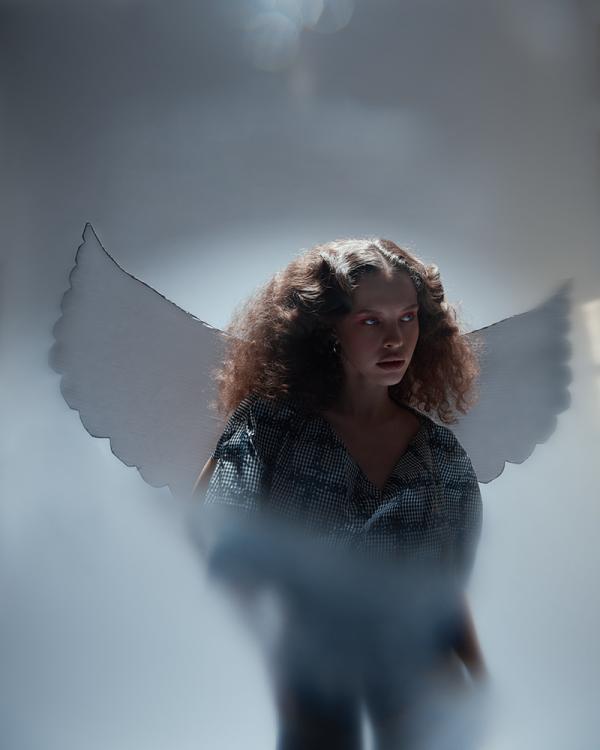 Josephine Winter - Cupido 03 for PAP Magazine - artistspool.com