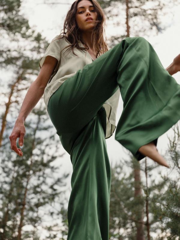 Claudia Fischer - In the Woods - artistspool.com