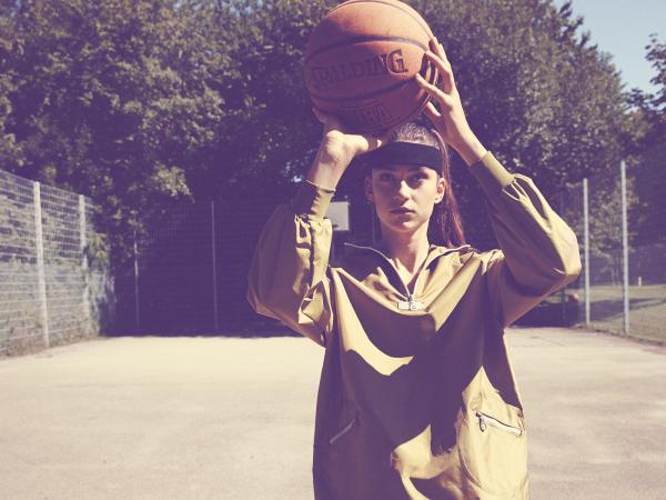 Alexandra Dietl - Basketball - artistspool.com