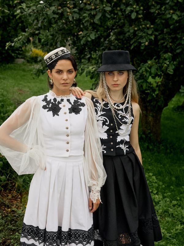 Sophia Langenecker (MUC) - Shedoes Tracht - artistspool.com