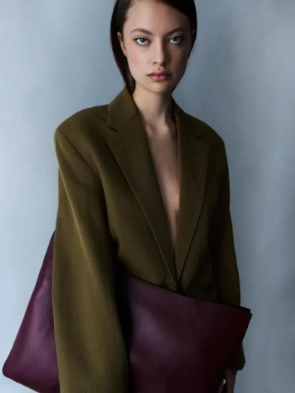 Anna Ploch (MUC) -  - artistspool.com