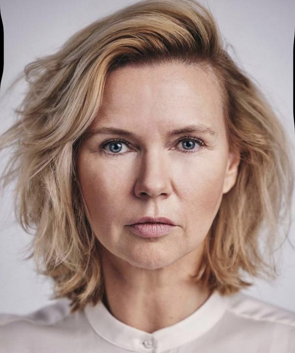 Anna Ploch (MUC) -  - artistspool.com