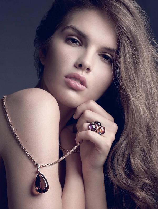 Anna Ploch (MUC) -  - artistspool.com