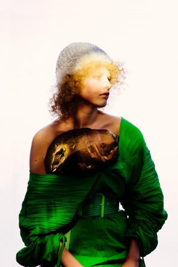 Julia Neubauer -  - artistspool.com