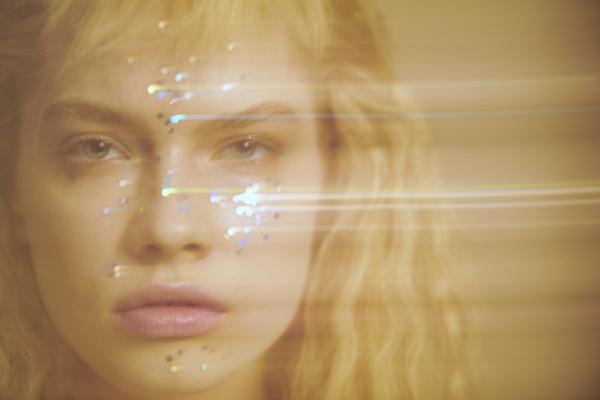Claudia Fischer - Glitter Personal Work - artistspool.com