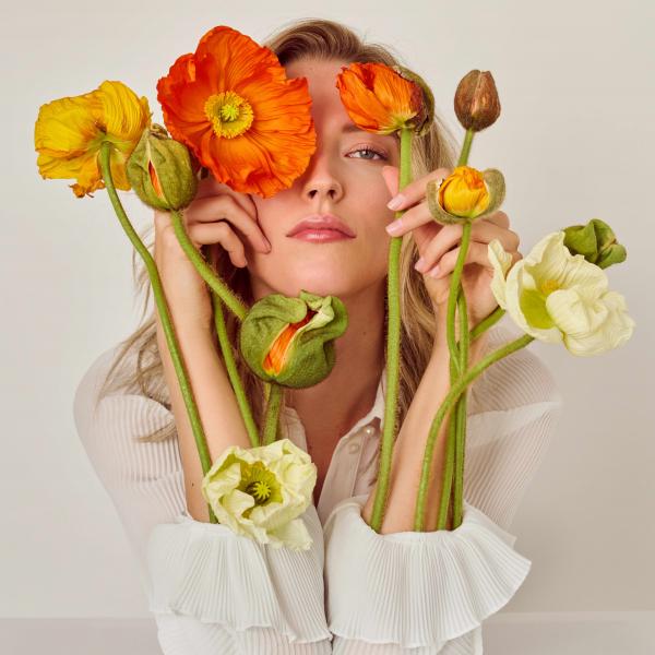 Jenny Retzlaff (MUC) - Latest flourish - artistspool.com