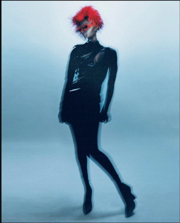 Adelaida Cue Baer - Dark Side - artistspool.com