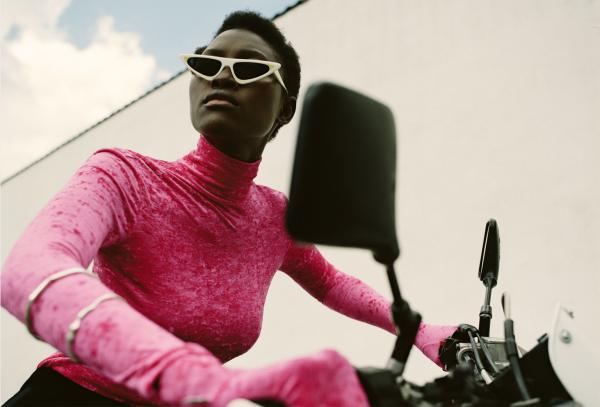 Adelaida Cue Baer - Faces Magazin - artistspool.com