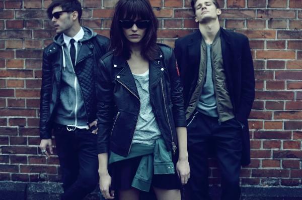 Anna Ploch (MUC) - set - artistspool.com