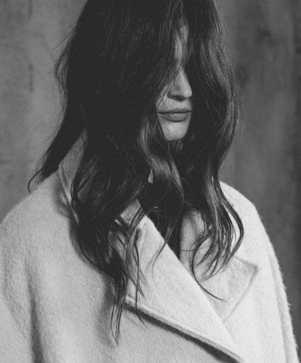 Anna Ploch (MUC) - Liebeskind - artistspool.com