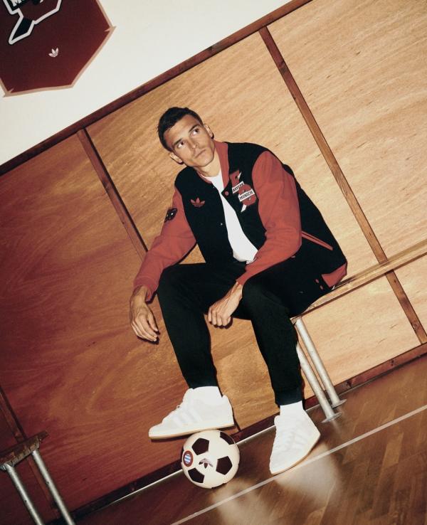 Anna Ploch (MUC) - adidas x fc bayern - artistspool.com