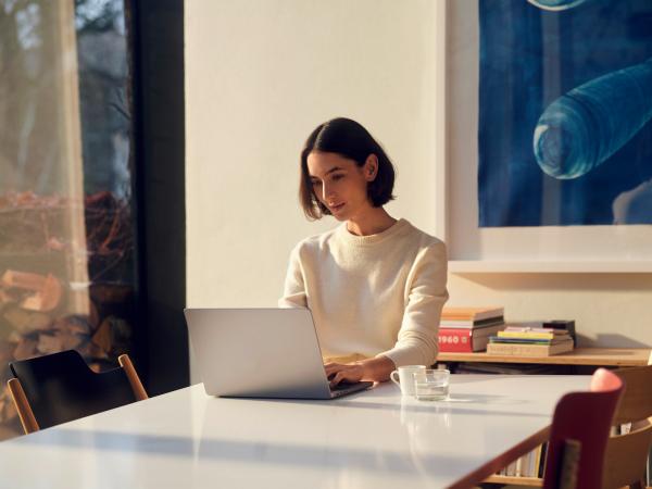 Jacqueline Ziesmer - ONVISTA - artistspool.com