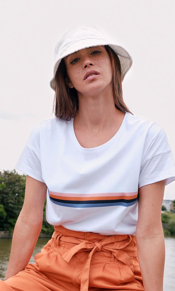 Karin Postert - Lookbook1 recolution - artistspool.com