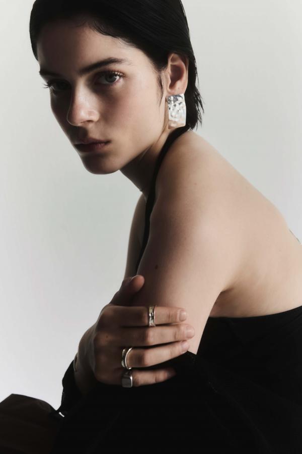 Sophia Langenecker (MUC) - Lilly - artistspool.com