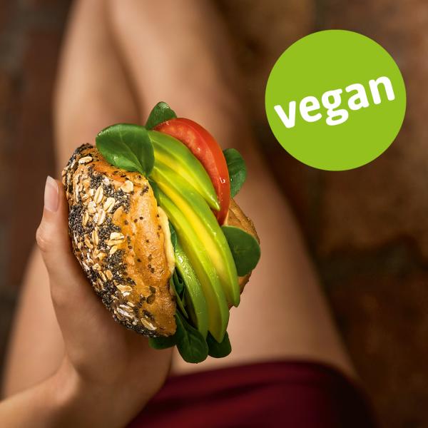 Alexandra Dietl (MUC) - Backwerk - artistspool.com