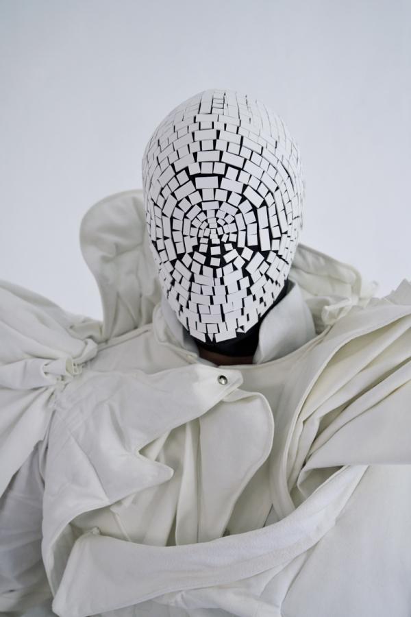 Lara Packheiser - 20MASK20 - artistspool.com