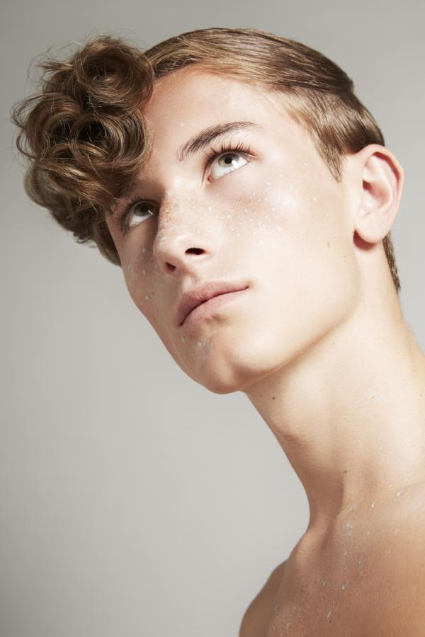 Tini Sager - MAGICAN - artistspool.com