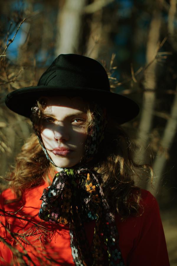 Claudia Fischer - Encore Magazine - artistspool.com