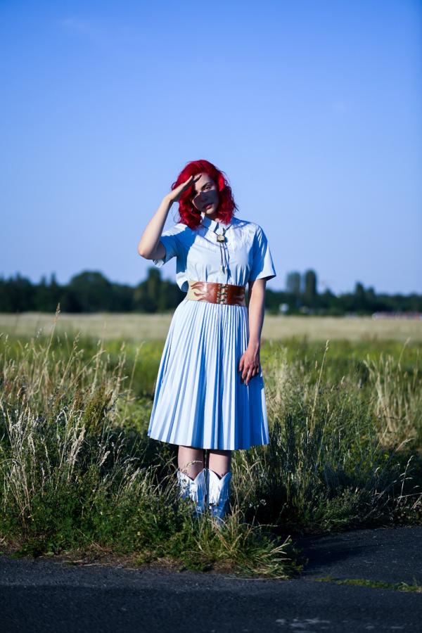 Diana Dean - Editorial - artistspool.com