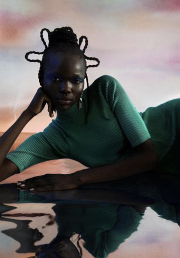 Adelaida Cue Baer - Mirror Mirror - artistspool.com