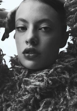 Anna Ploch (MUC) - Mia - artistspool.com