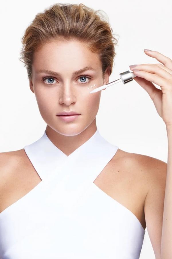 Anna Ploch (MUC) - Skincare - artistspool.com