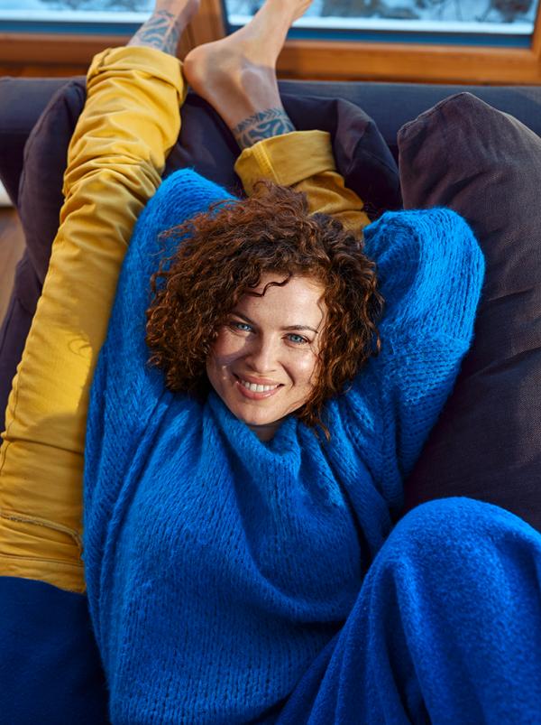 Bee Birgit Steger - Colourupyourlife Campaign - artistspool.com