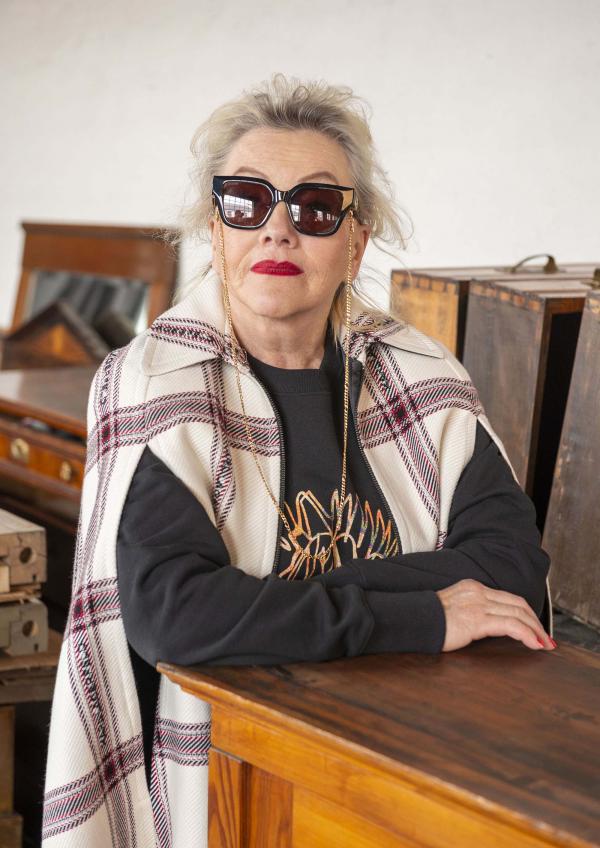 Jacqueline Abrahams (MUC) - Faces Magazine Best Times - artistspool.com