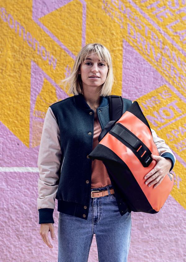 Lotta Katrine Meyer - Ortlieb Vancouver - artistspool.com