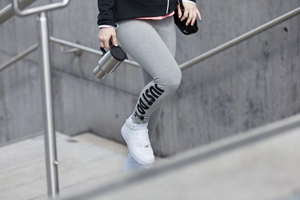 Alexandra Dietl - Sport Engelhorn sportswear - artistspool.com