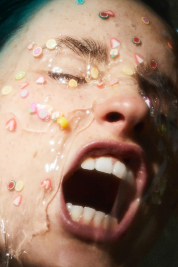Yvonne Wengler - glamour UK - artistspool.com
