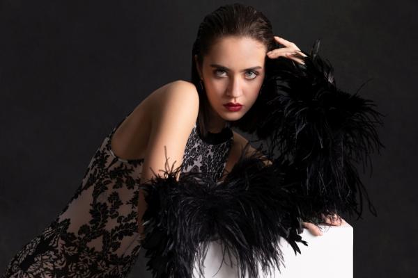 Tini Sager - Solstice Magazine - artistspool.com