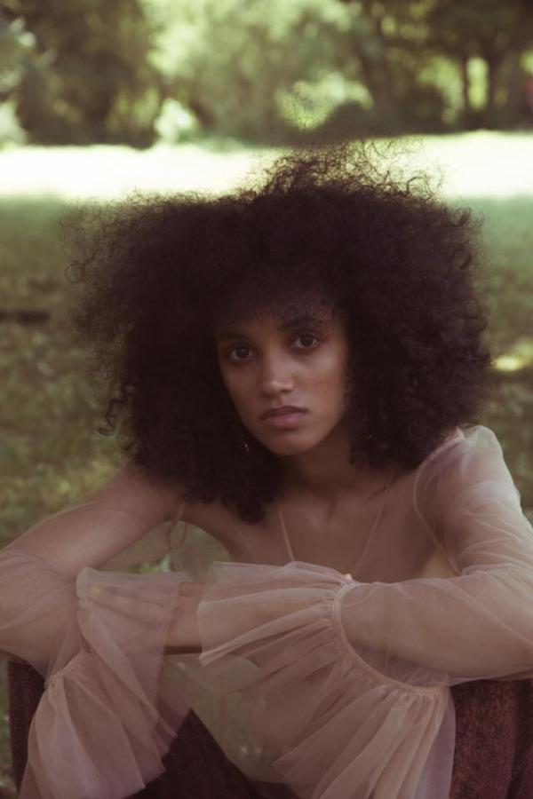 Latisha Nicholson - contributor magazine - artistspool.com