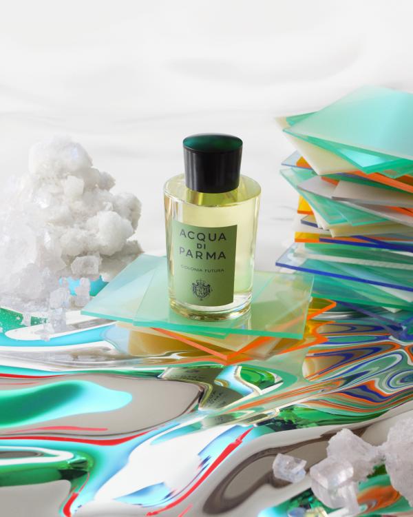 Anna Nizio - Scentury Magazine Gourmand Perfumes - artistspool.com