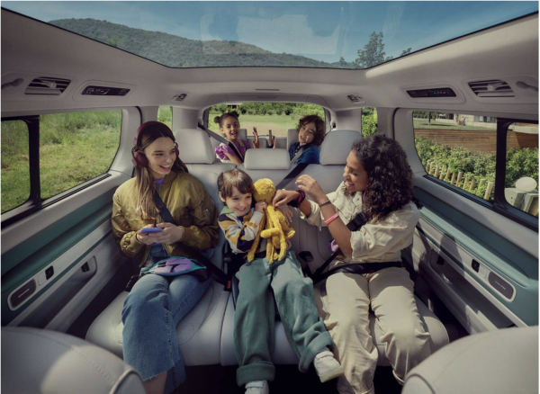 Adelaida Cue Baer - ID. Buzz - artistspool.com