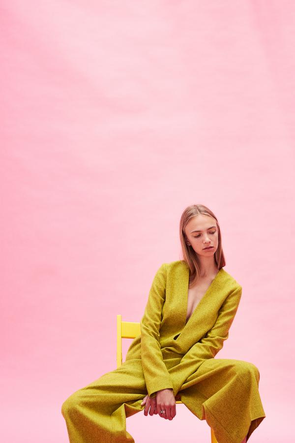 Alexandra Dietl (MUC) - Lucys Magazine - artistspool.com