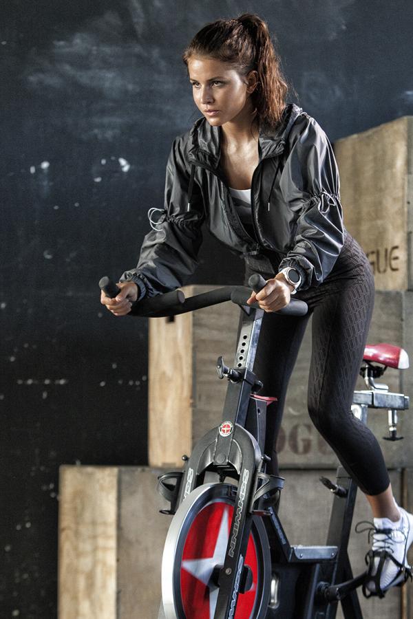 Alexandra Dietl - Sport Schuster Fitness - artistspool.com