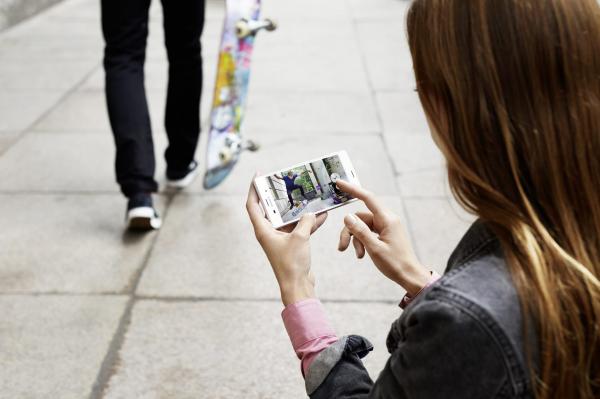 Alexandra Dietl - Xperia - artistspool.com