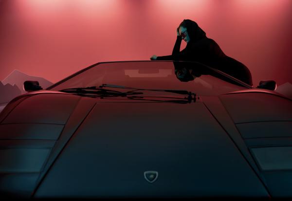 Julia Neubauer - Lamborghini Countach - artistspool.com