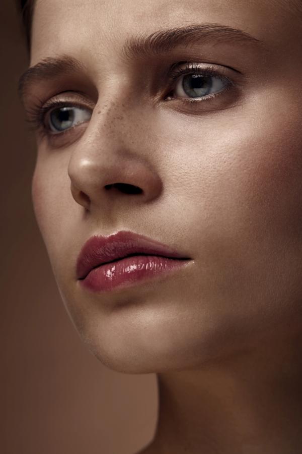 Tini Sager - Louisa - artistspool.com